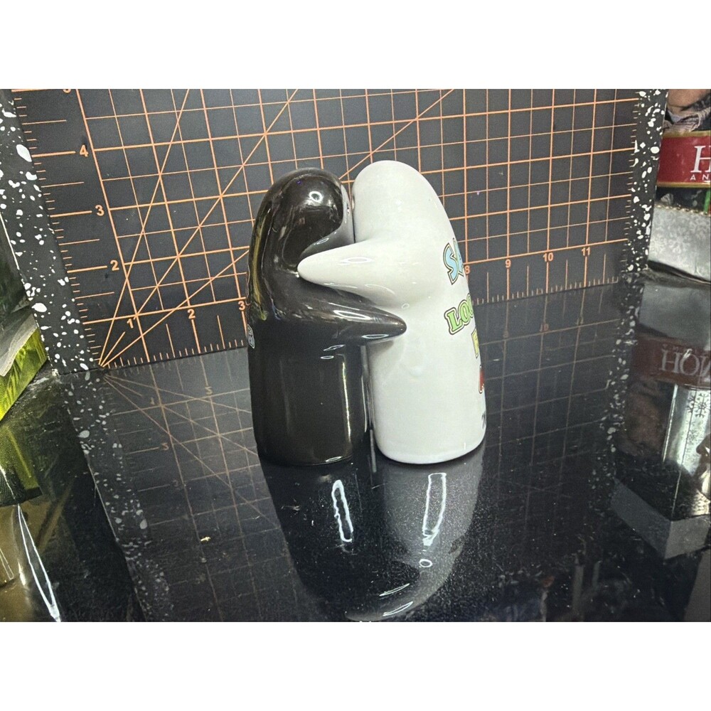 Myrtle Beach Hugging Ghost Salt Pepper Shakers Ceramic Black White Souvenir Set